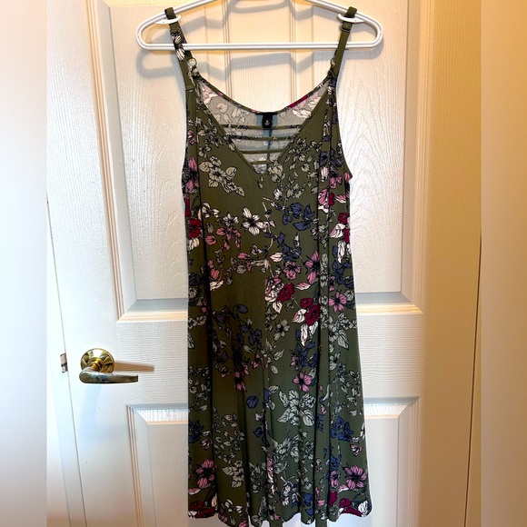 Torrid sundress - Picture 1 of 6
